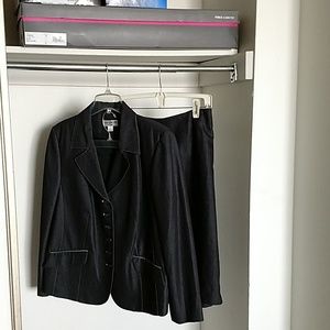 2 Piece Business- Suit by Lena Gabrielle New York